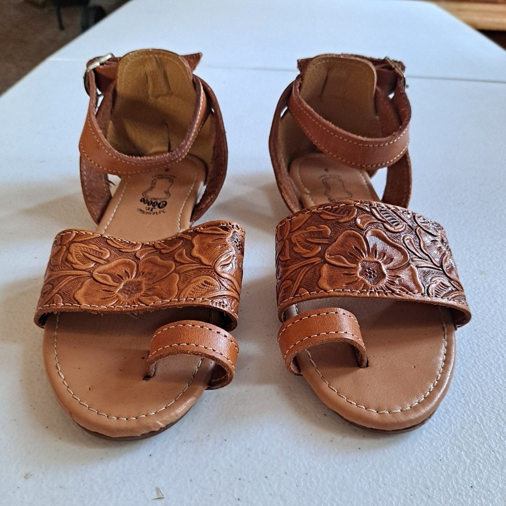 Brown Mexican Huaraches - Picture 2 of 7
